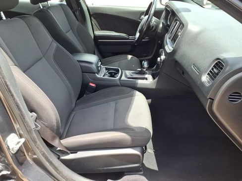 Used 2022 Dodge Charger SXT AWD/4WD image 8