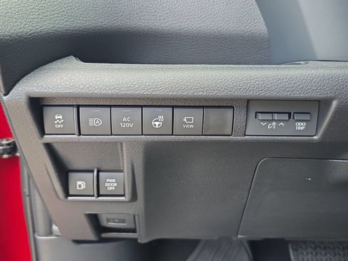 New 2026 Toyota Sienna Platinum AWD/4WD image 22