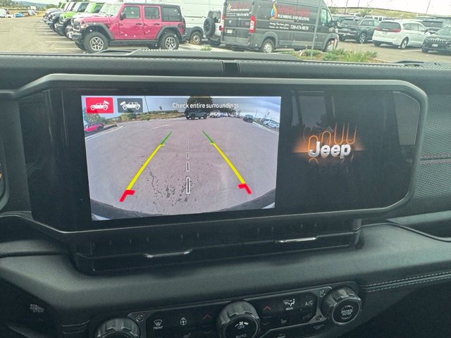 Certified 2024 Jeep Wrangler Unlimited Rubicon w/ Technology Group AWD/4WD image 37