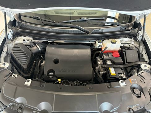 Certified 2023 Chevrolet Traverse RS image 11