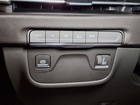 New 2026 Cadillac Escalade 4WD image 17