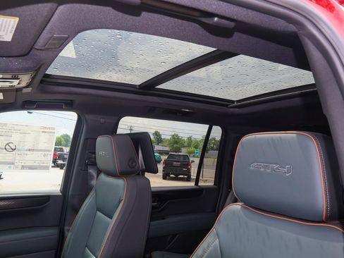 New 2026 GMC Yukon XL AT4 w/ AT4 Premium Plus Package AWD/4WD image 10