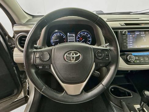 Used 2016 Toyota RAV4 XLE w/ Convenience Package FWD image 12