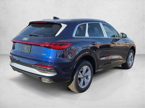 New 2025 Audi Q5 Premium AWD/4WD image 2