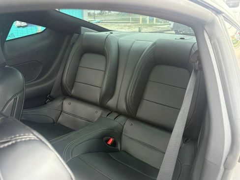 Used 2025 Ford Mustang Premium RWD image 10