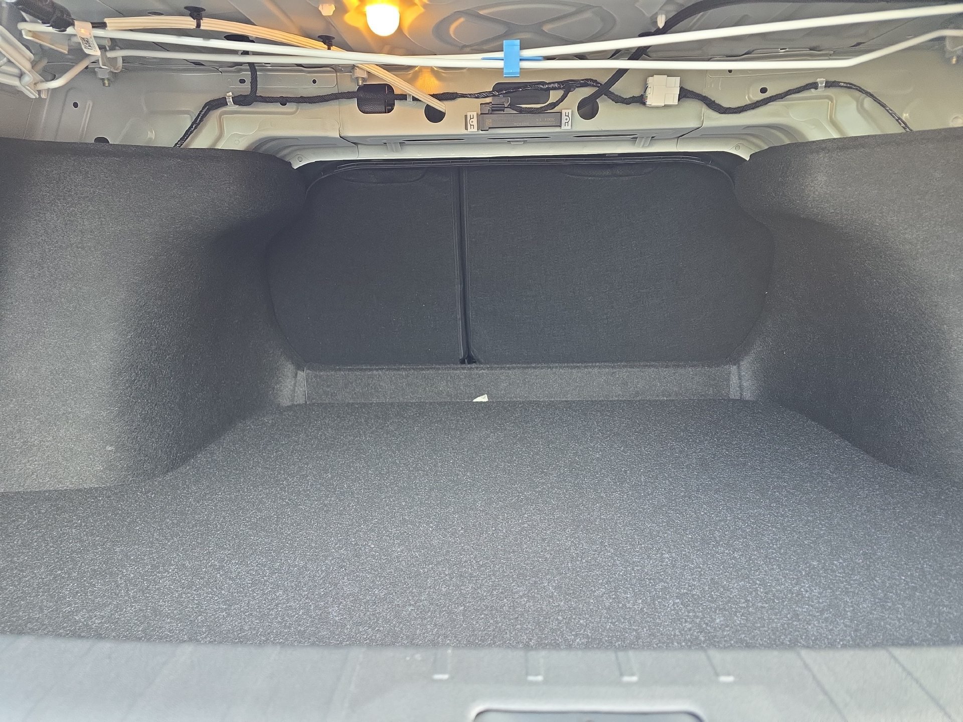 New 2027 Nissan Sentra S w/ Floor Mat Package FWD image 12