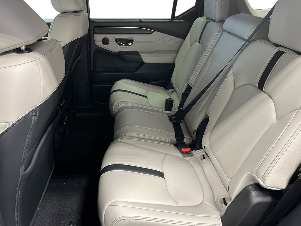 New 2026 Honda Pilot Touring image 24