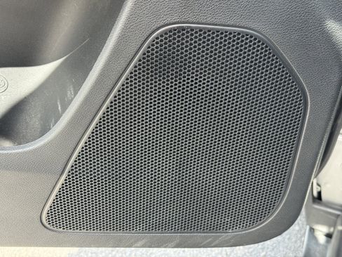 Used 2020 Jeep Cherokee Limited image 20