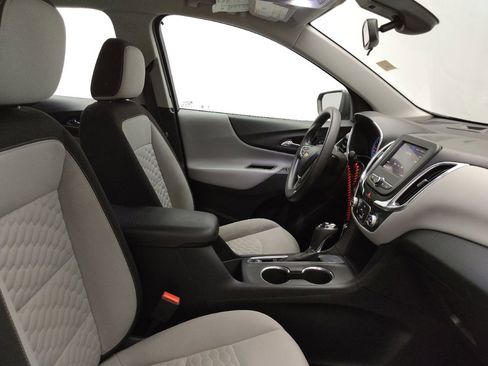 Used 2020 Chevrolet Equinox LS FWD image 21