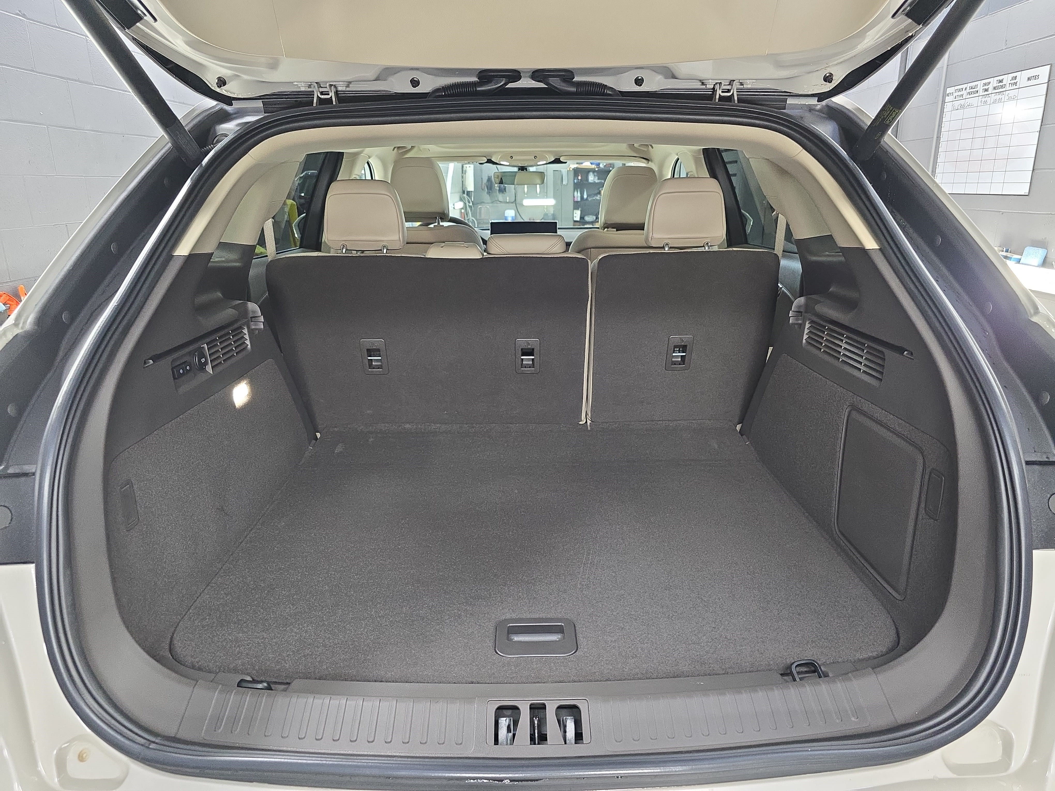 Certified 2023 Lincoln Nautilus Reserve AWD/4WD image 12