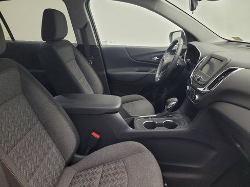 Used 2024 Chevrolet Equinox LT w/ LPO, Floor Liner Package FWD image 21