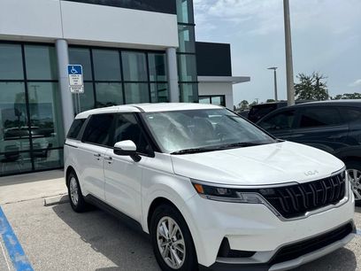 Certified 2024 Kia Carnival LX
