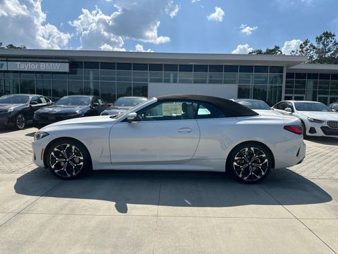 New 2026 BMW 430i Convertible w/ Premium Package RWD image 2