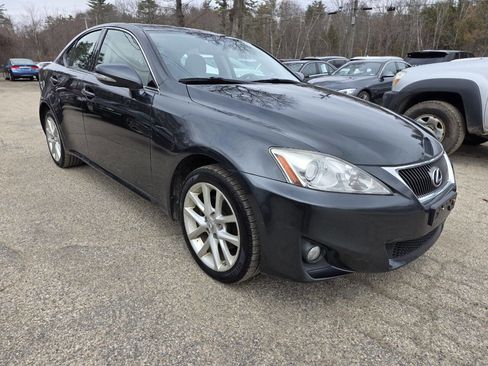 Used 2011 Lexus IS 250 Base AWD 4dr Sedan w/ Premium Pkg Value Edition image 9