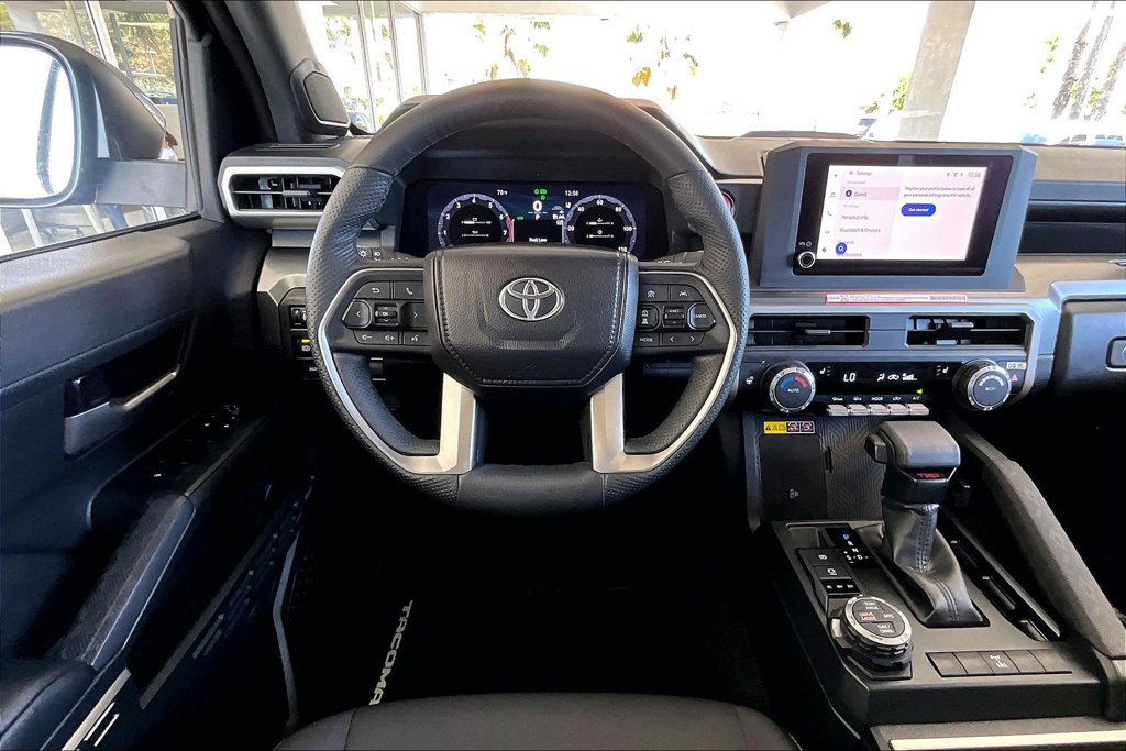 Used 2026 Toyota Tacoma TRD Off-Road w/ TRD Off Road Upgrade Package AWD/4WD image 9