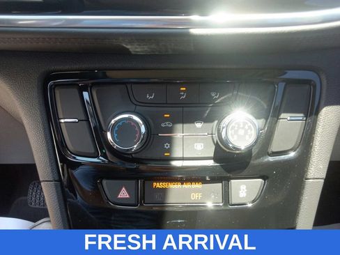 Used 2022 Buick Encore Preferred w/ Safety Package FWD image 28
