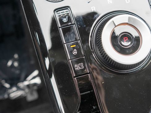 New 2026 Kia Niro Wind FWD image 28