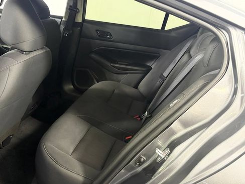 Used 2025 Nissan Altima 2.5 SV FWD image 26