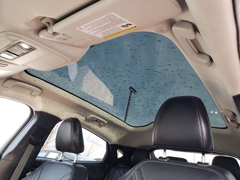 Used 2021 Ford Mustang Mach-E Premium image 21