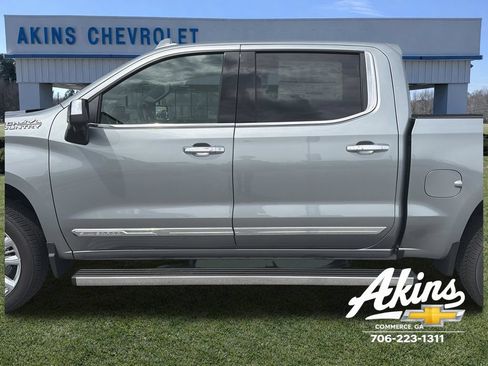 New 2026 Chevrolet Silverado 1500 High Country AWD/4WD image 11