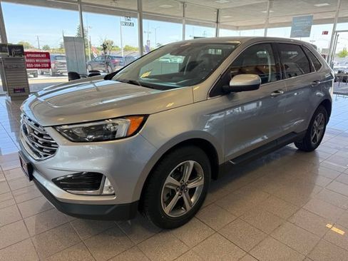Used 2022 Ford Edge SEL w/ Convenience Package AWD/4WD image 6