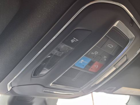 Used 2025 Jeep Grand Cherokee Altitude AWD/4WD image 22