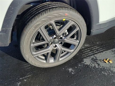 New 2026 Jeep Compass Limited image 5