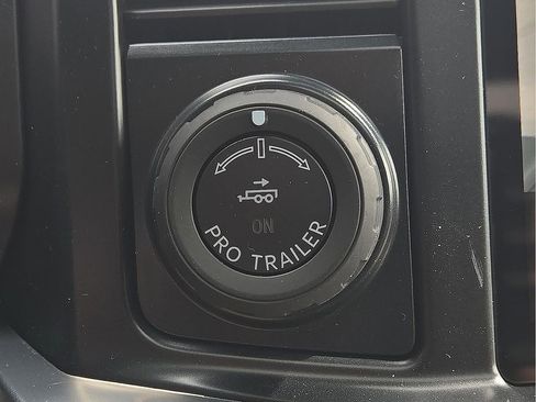 Used 2025 Ford F250 King Ranch w/ FX4 Off-Road Package AWD/4WD image 29