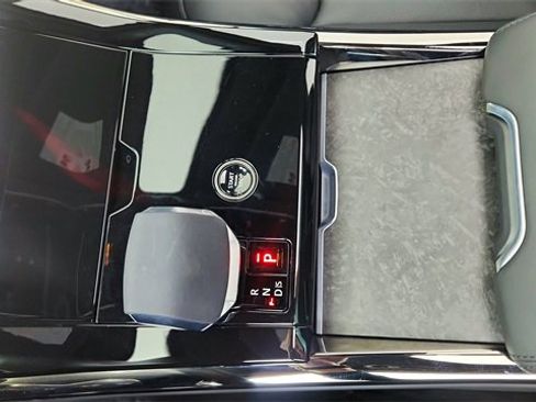 Used 2025 Land Rover Range Rover Sport Dynamic SE image 50