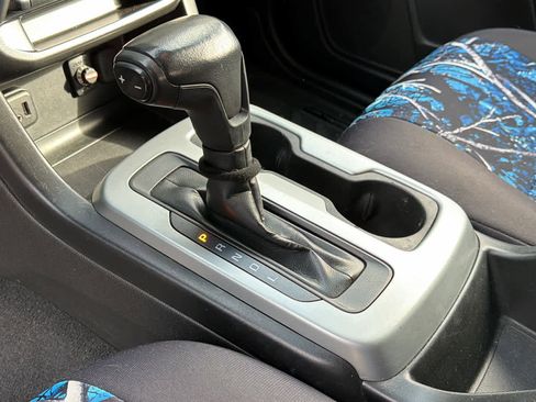 Used 2021 Chevrolet Colorado LT w/ LT Convenience Package image 12