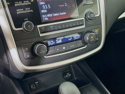 Used 2017 Nissan Altima 2.5 SV image 22