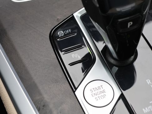 Used 2021 BMW X5 xDrive40i w/ Premium Package 3 image 28