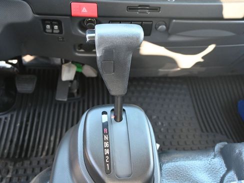 New 2025 Chevrolet Low Cab Forward image 9