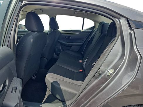 Used 2025 Nissan Sentra S FWD image 14
