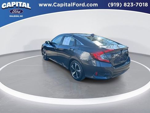 Used 2016 Honda Civic Touring image 6