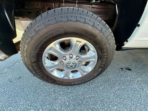 Used 2024 RAM 2500 Big Horn w/ Heated Seats & Wheel Group AWD/4WD image 20