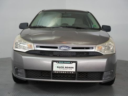 Used 2009 Ford Focus S image 2