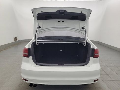 Used 2017 Volkswagen Jetta SE FWD image 29