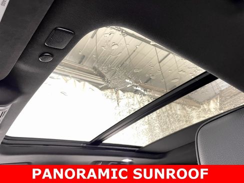 Used 2021 GMC Yukon Denali w/ Denali Ultimate Package image 5