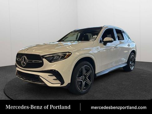 New 2025 Mercedes-Benz GLC 350e 4MATIC image 1