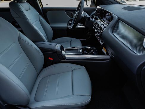 New 2026 Mercedes-Benz GLA 250 4MATIC image 16