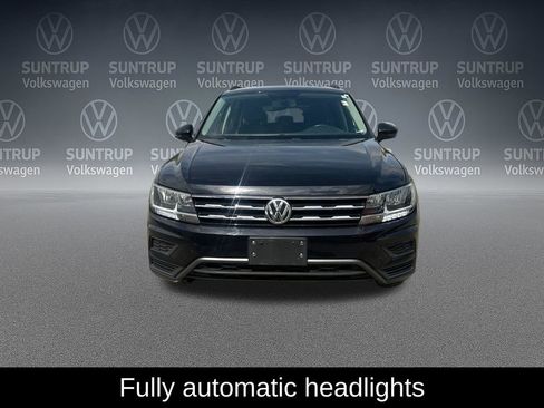 Used 2021 Volkswagen Tiguan SE FWD image 10
