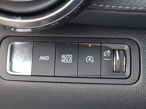 Used 2025 Chevrolet Equinox LT AWD/4WD image 23