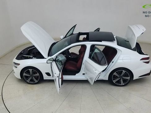 Used 2025 Genesis G70 2.5T image 83