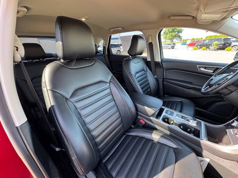 Used 2023 Ford Edge SEL w/ Convenience Package AWD/4WD image 10
