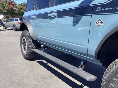 Used 2022 Ford Bronco Outer Banks w/ Sasquatch Package AWD/4WD image 43