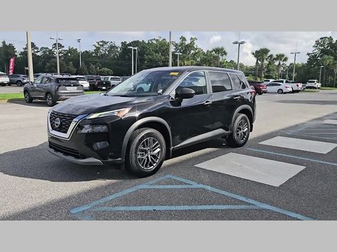 Used 2023 Nissan Rogue S FWD image 22