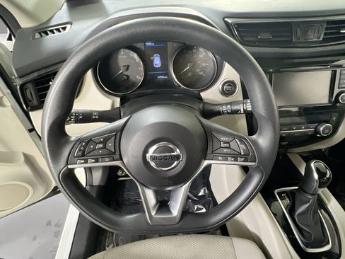 Used 2019 Nissan Rogue Sport SV AWD/4WD image 11