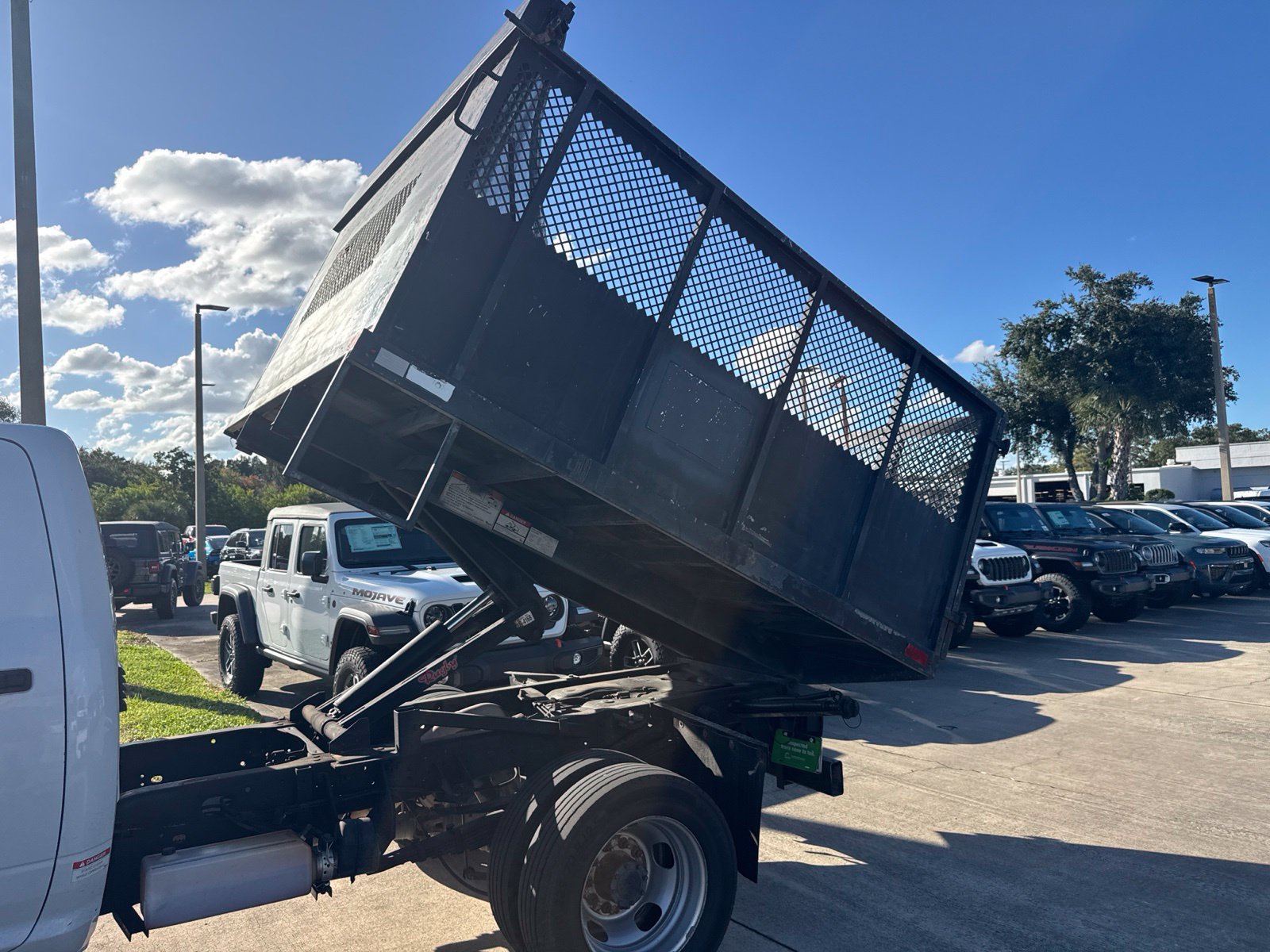 Used 2017 RAM 4500 Tradesman AWD/4WD image 46