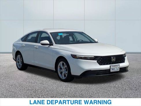 Certified 2025 Honda Accord LX image 4